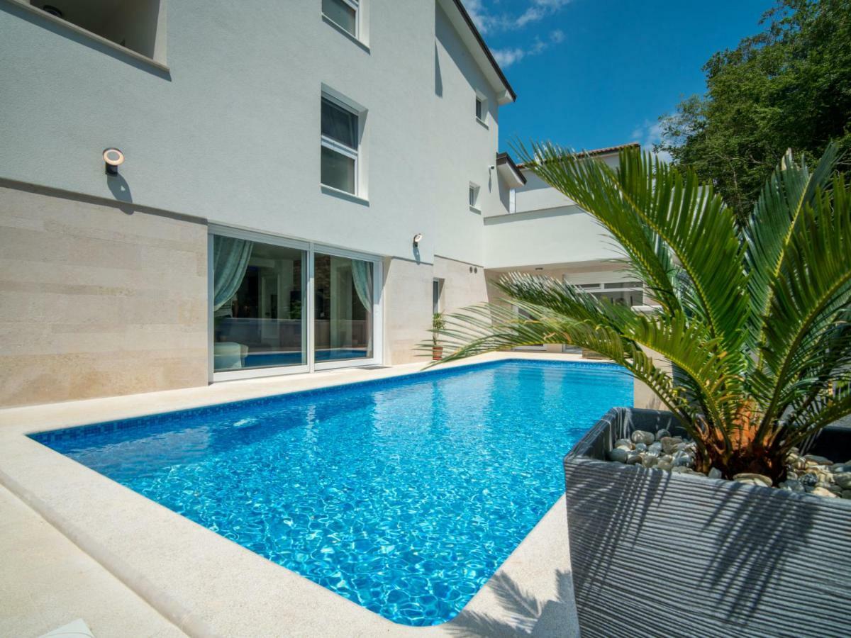 Holiday Home Anđela Dobrinj Dış mekan fotoğraf
